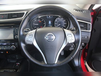 Used Nissan X-Trail 2016 for sale - 79029836: Photo