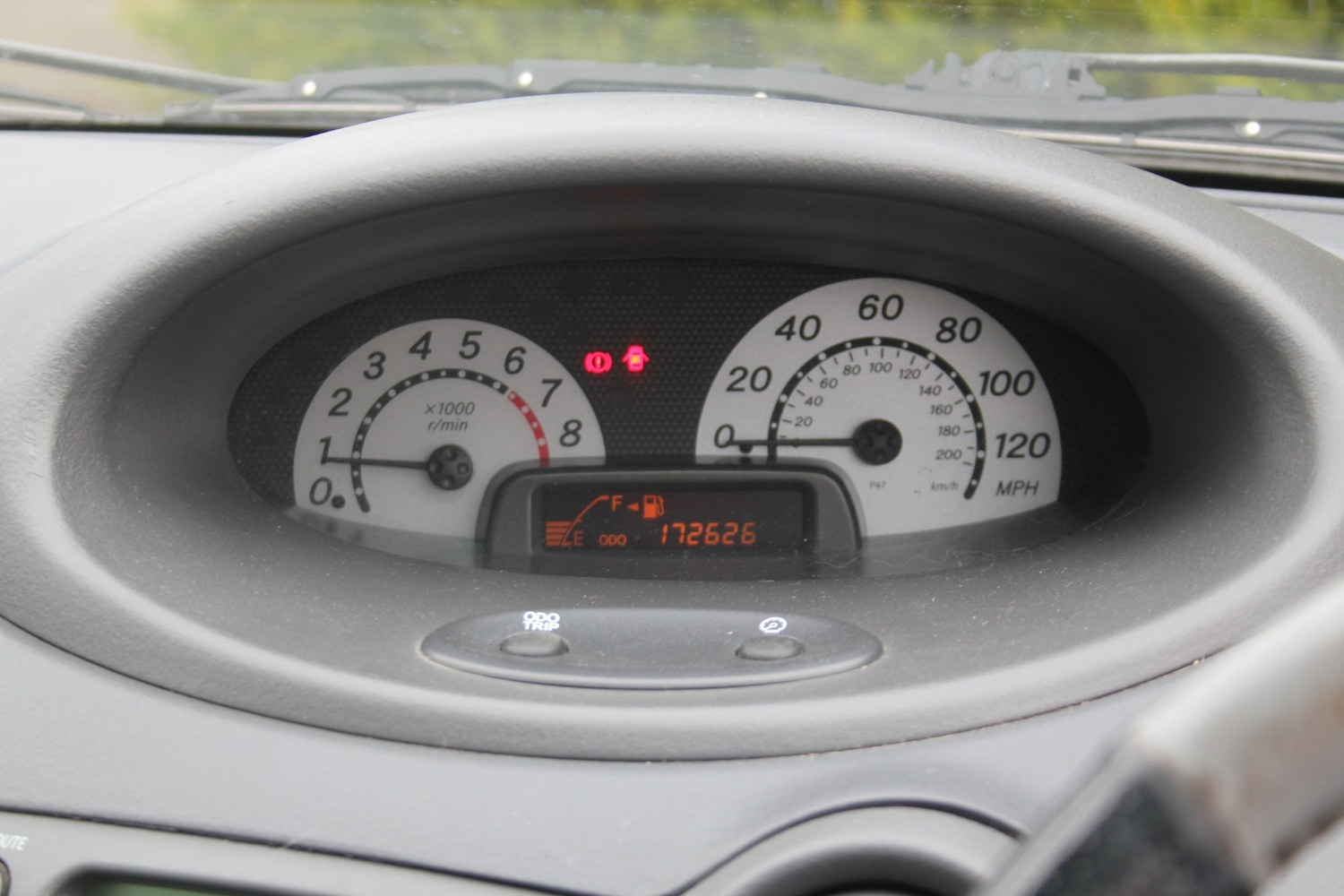 Used Toyota Yaris 2002 for sale - 77801921: Photo 4