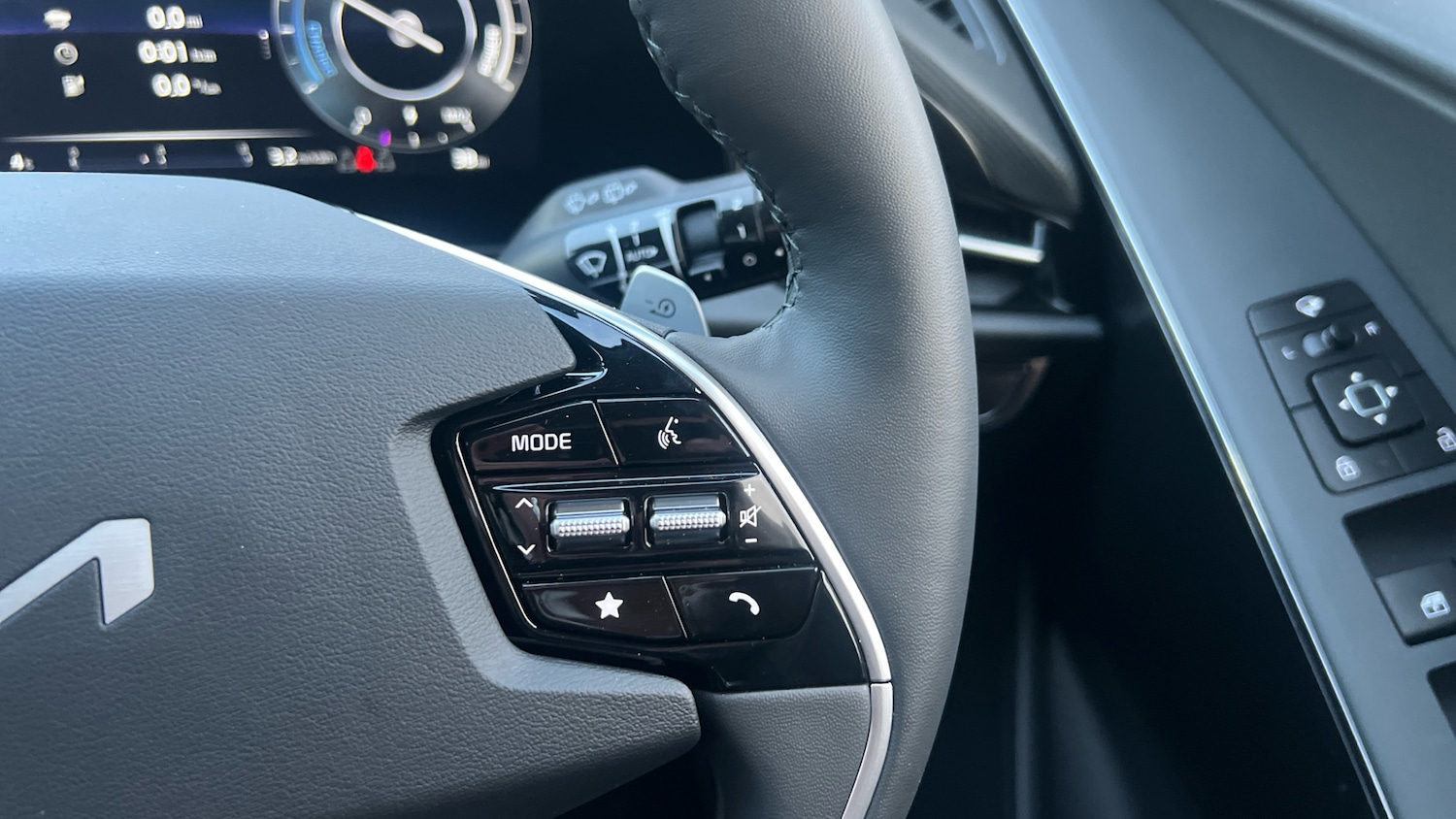 Used Kia Niro 2025 for sale - 77282922: Photo 24