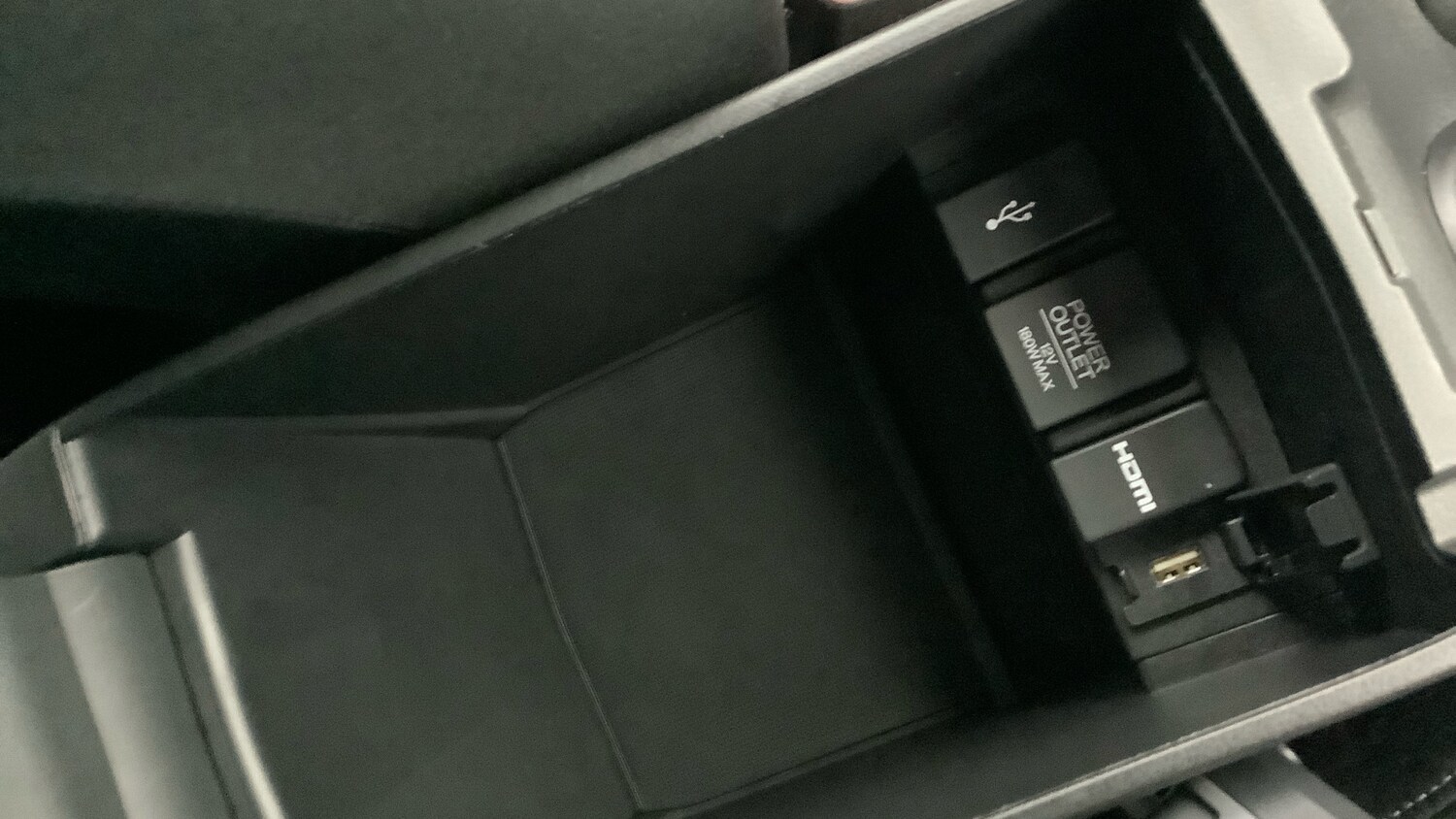 Used Honda Civic 2016 for sale - 76551173: Photo 28