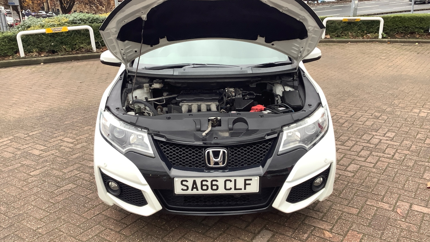 Used Honda Civic 2016 for sale - 76551173: Photo 8