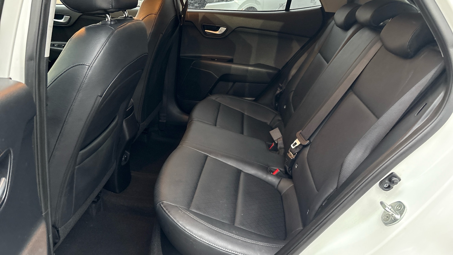 Used Kia Stonic 2020 for sale - 77544549: Photo 16