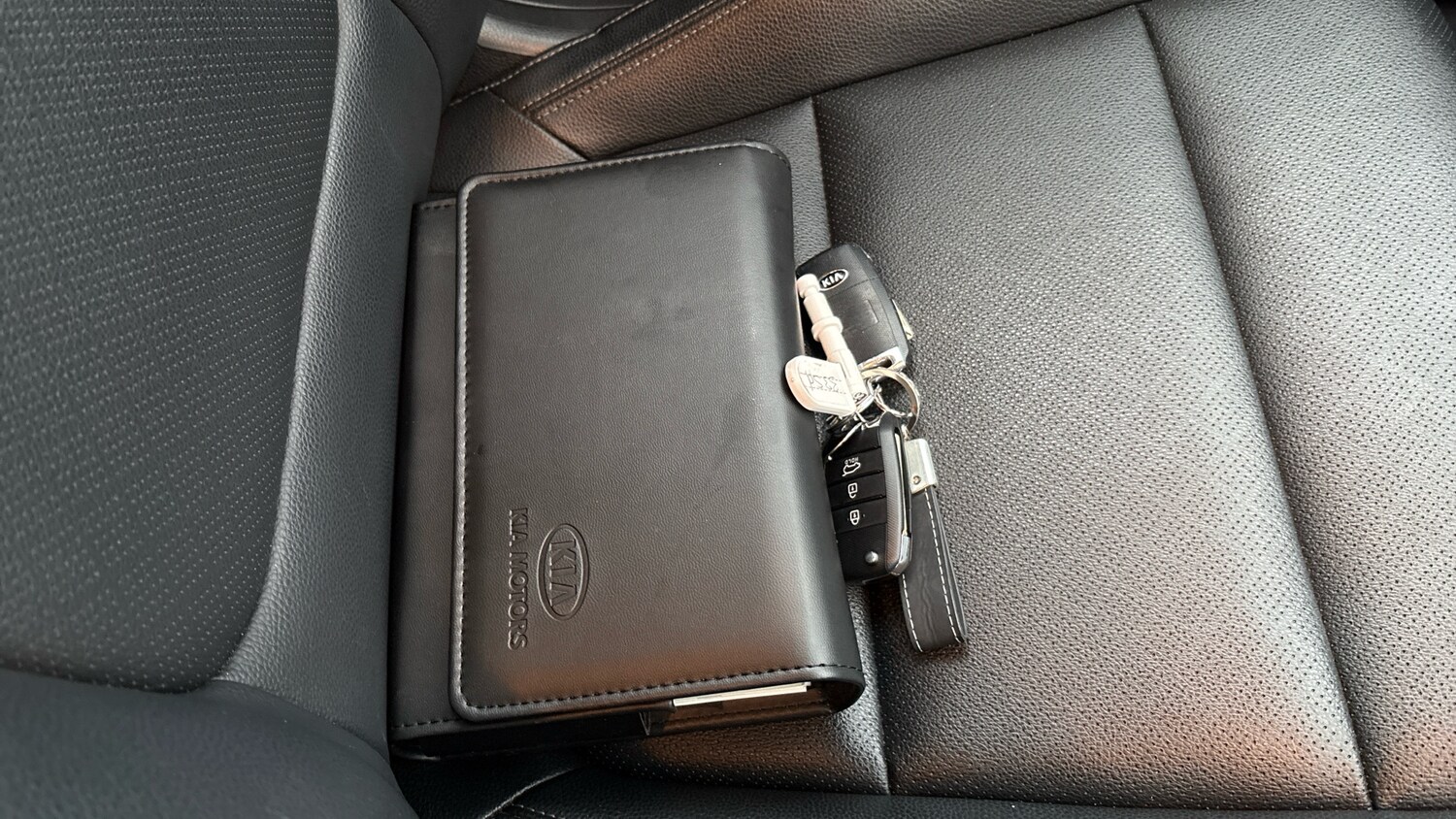 Used Kia Stonic 2020 for sale - 77544549: Photo 19