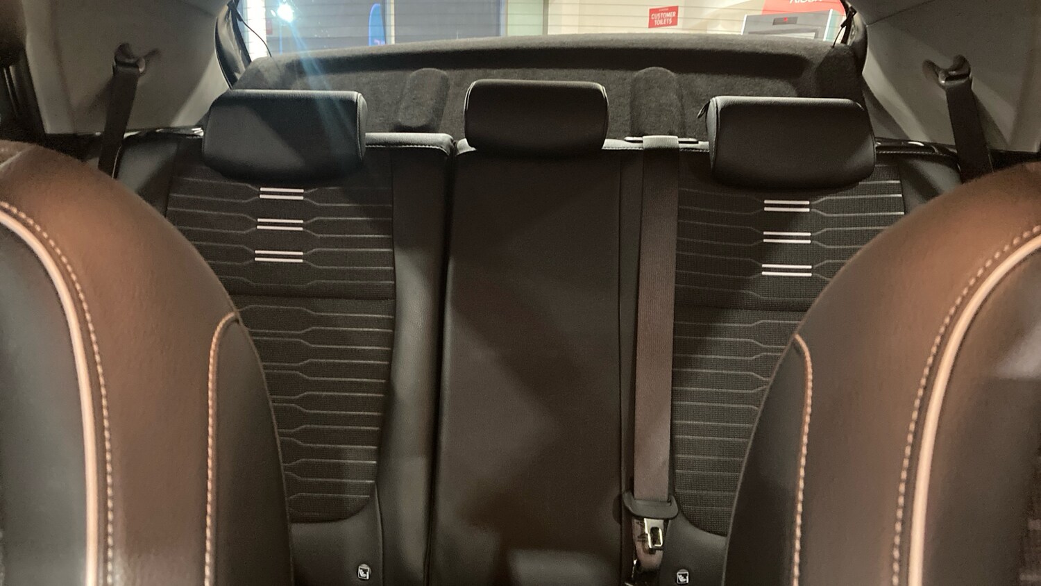 Used Kia Stonic 2023 for sale - 77493150: Photo 15