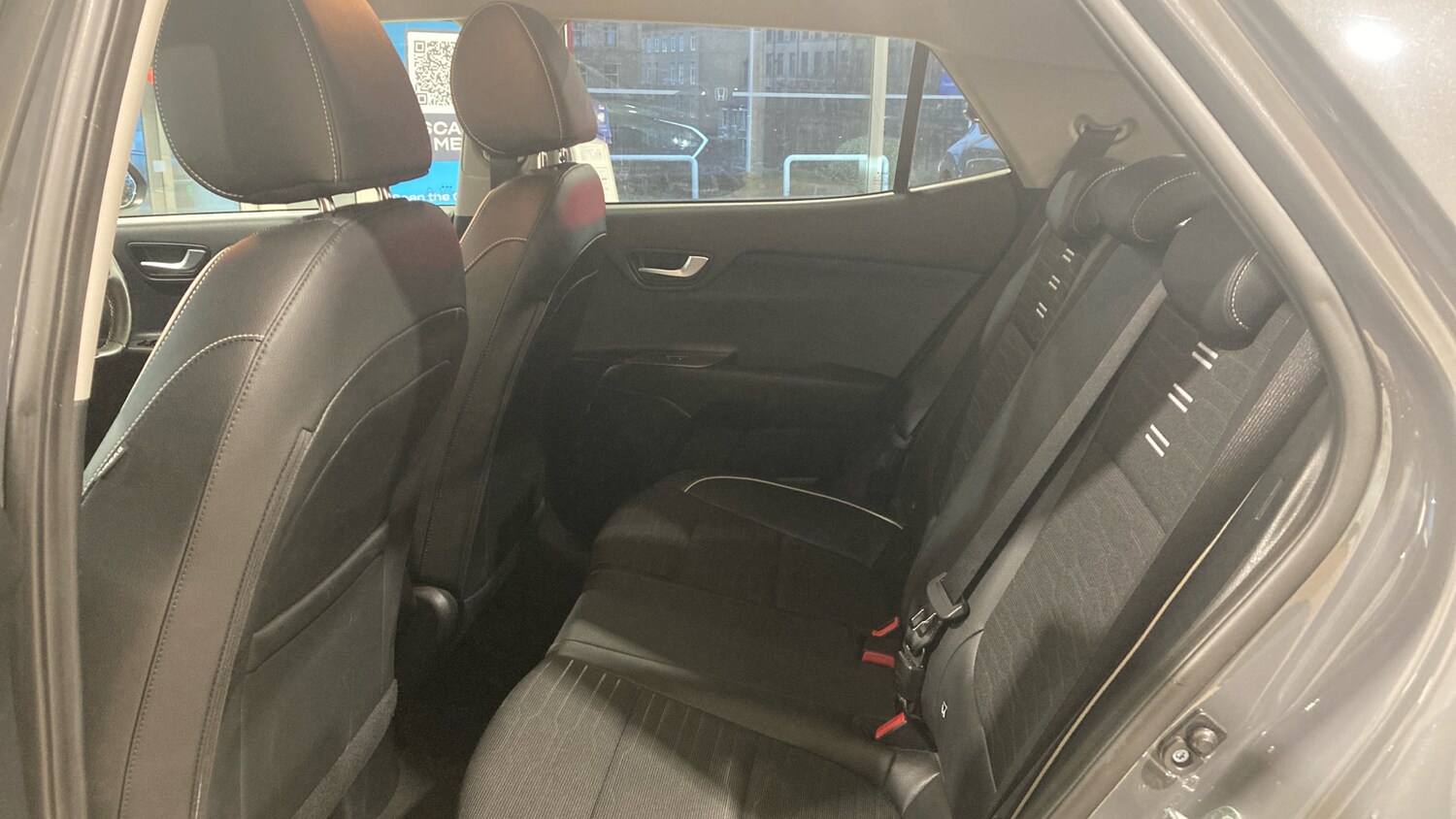 Used Kia Stonic 2023 for sale - 77493150: Photo 16