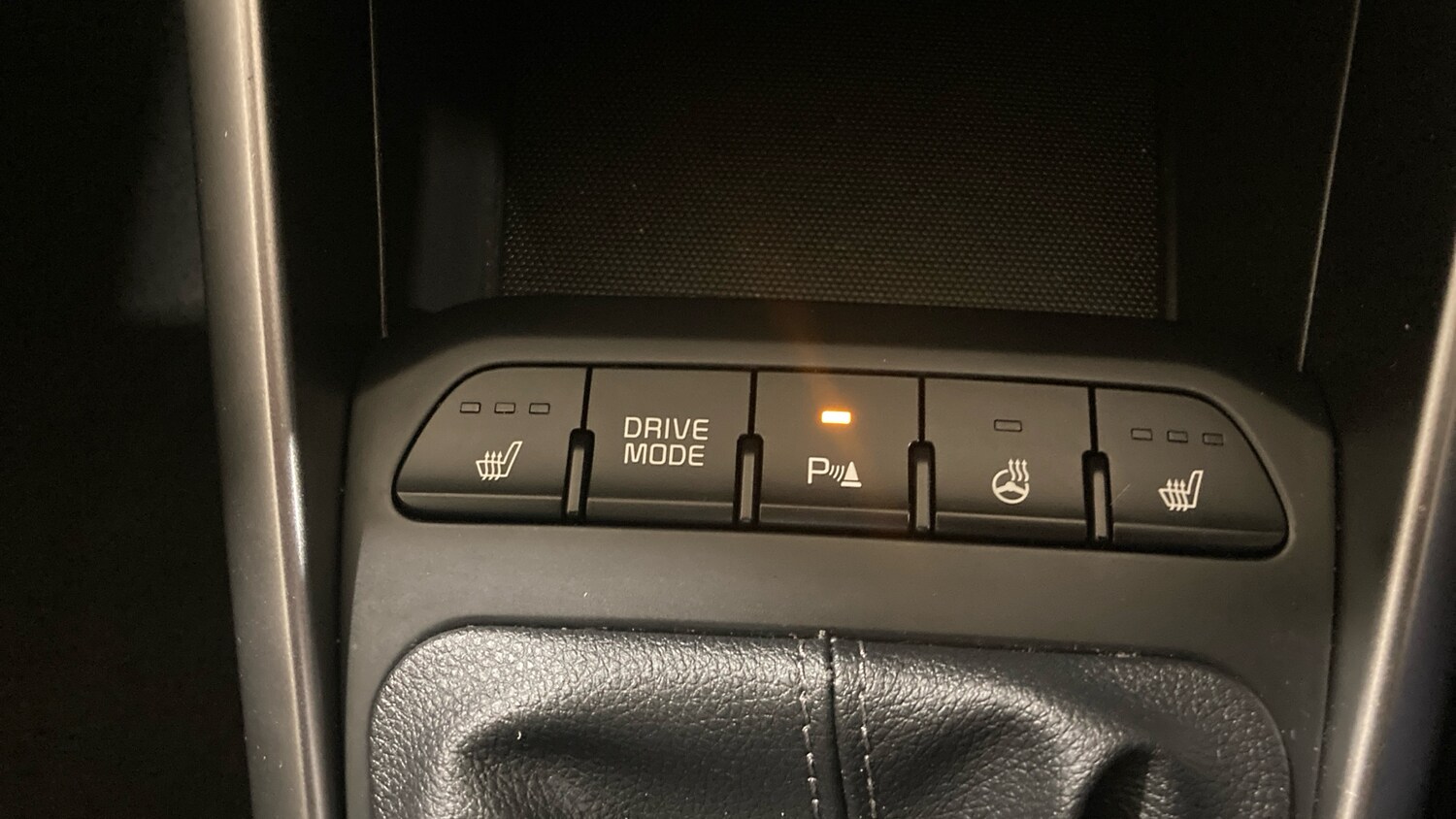 Used Kia Stonic 2023 for sale - 77493150: Photo 27