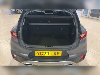 Used Kia Stonic 2023 for sale - 77493150: Photo