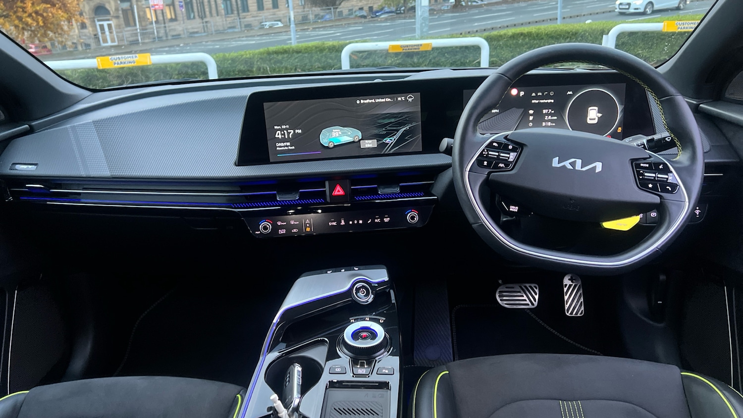 Used Kia EV6 2023 for sale - 76738641: Photo 10