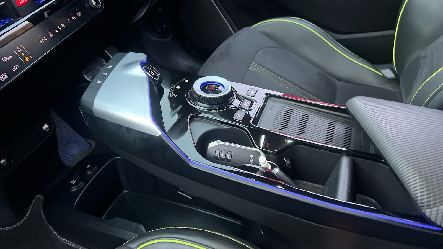 Used Kia EV6 2023 for sale - 76738641: Photo 13