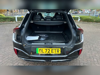 Used Kia EV6 2023 for sale - 76738641: Photo