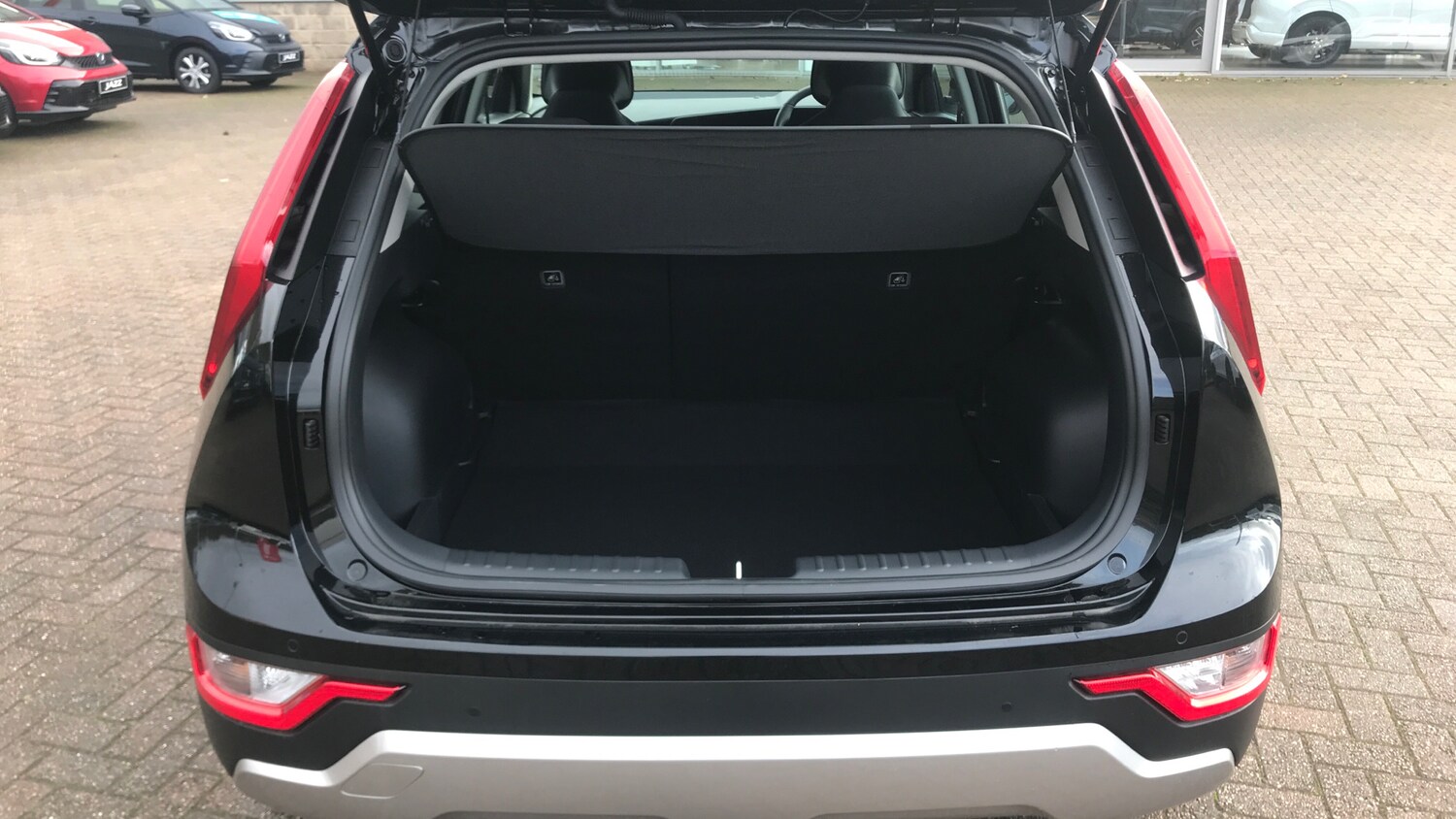 Used Kia Niro 2025 for sale - 76493743: Photo 4