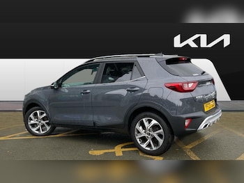 Used Kia Stonic 2023 for sale - 76144532: Photo 2