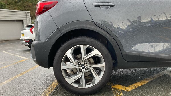 Used Kia Stonic 2023 for sale - 76144532: Photo 7