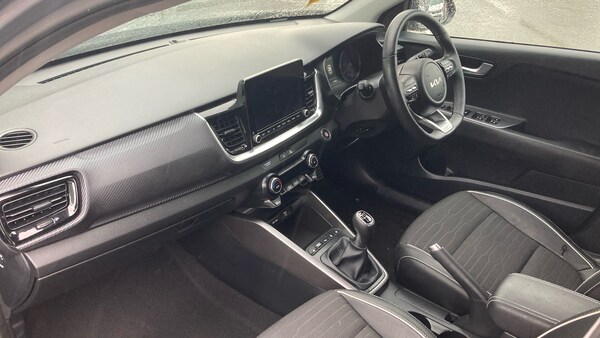 Used Kia Stonic 2023 for sale - 76144532: Photo 9