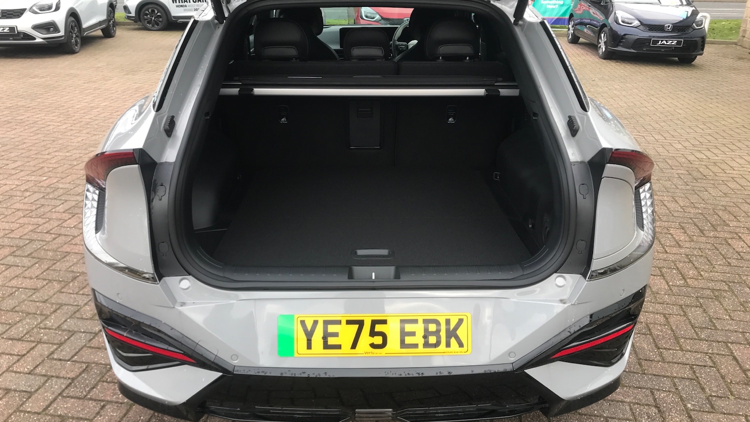 Used Kia EV6 2025 for sale - 76493741: Photo 4