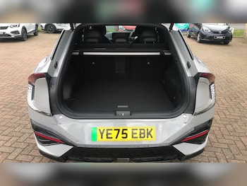 Used Kia EV6 2025 for sale - 76493741: Photo