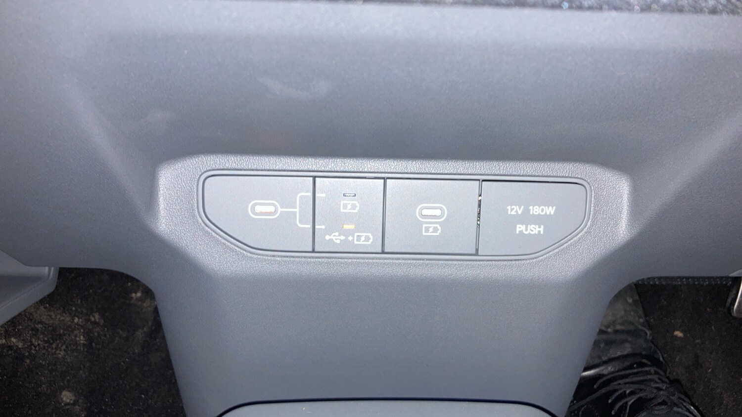 Used Kia EV3 2025 for sale - 77541900: Photo 26