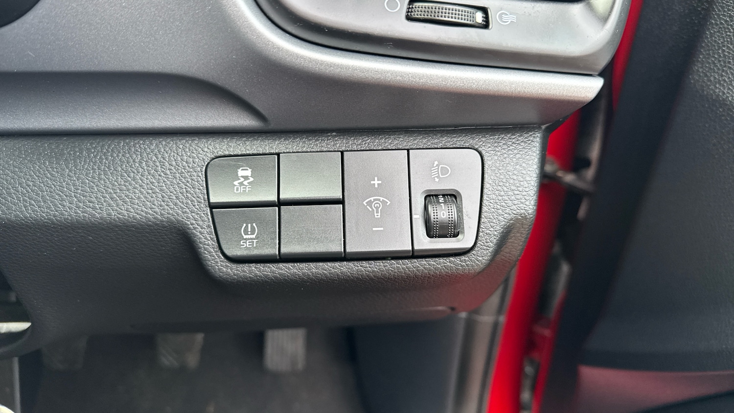 Used Kia Stonic 2019 for sale - 76796846: Photo 31