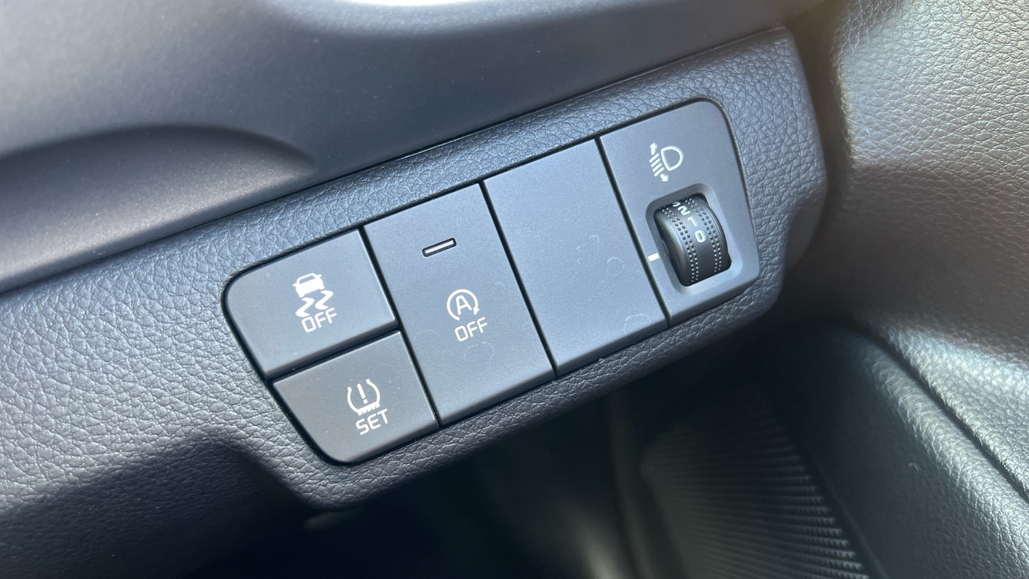 Used Kia Stonic 2024 for sale - 75960200: Photo 26