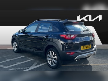 Used Kia Stonic 2024 for sale - 75960200: Photo