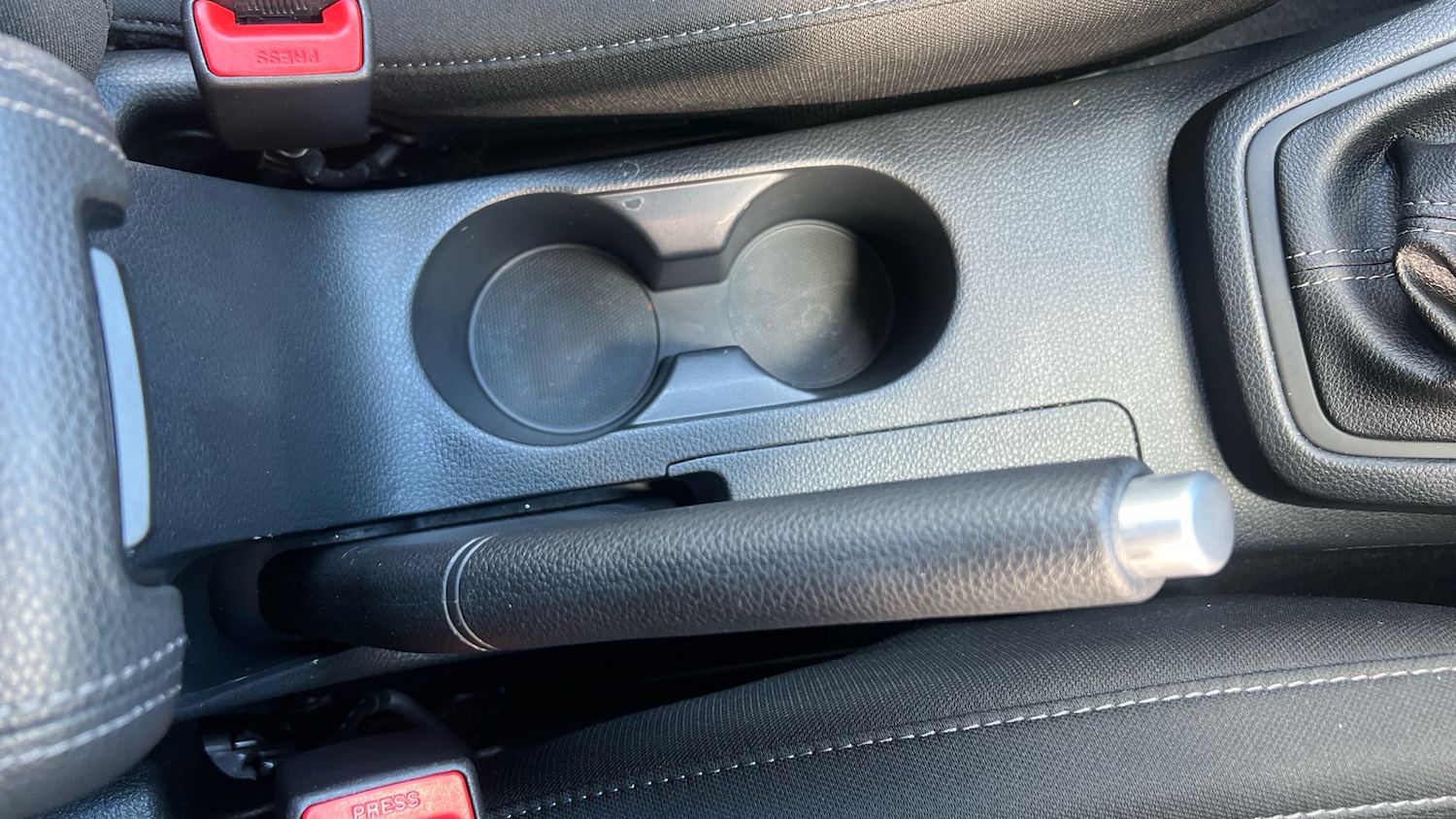 Used Kia Stonic 2024 for sale - 75960200: Photo 31