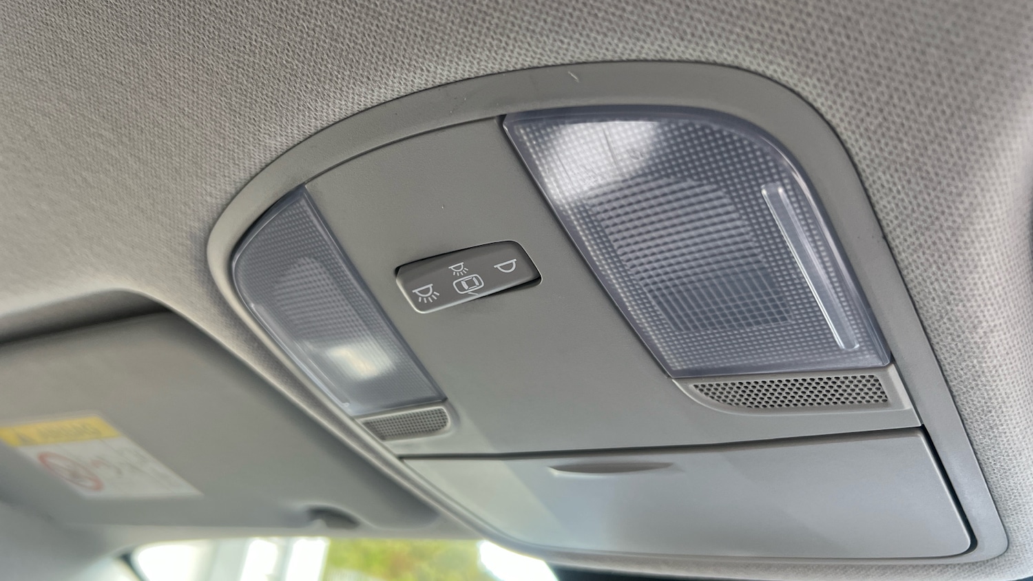 Used Kia Stonic 2024 for sale - 75960200: Photo 32