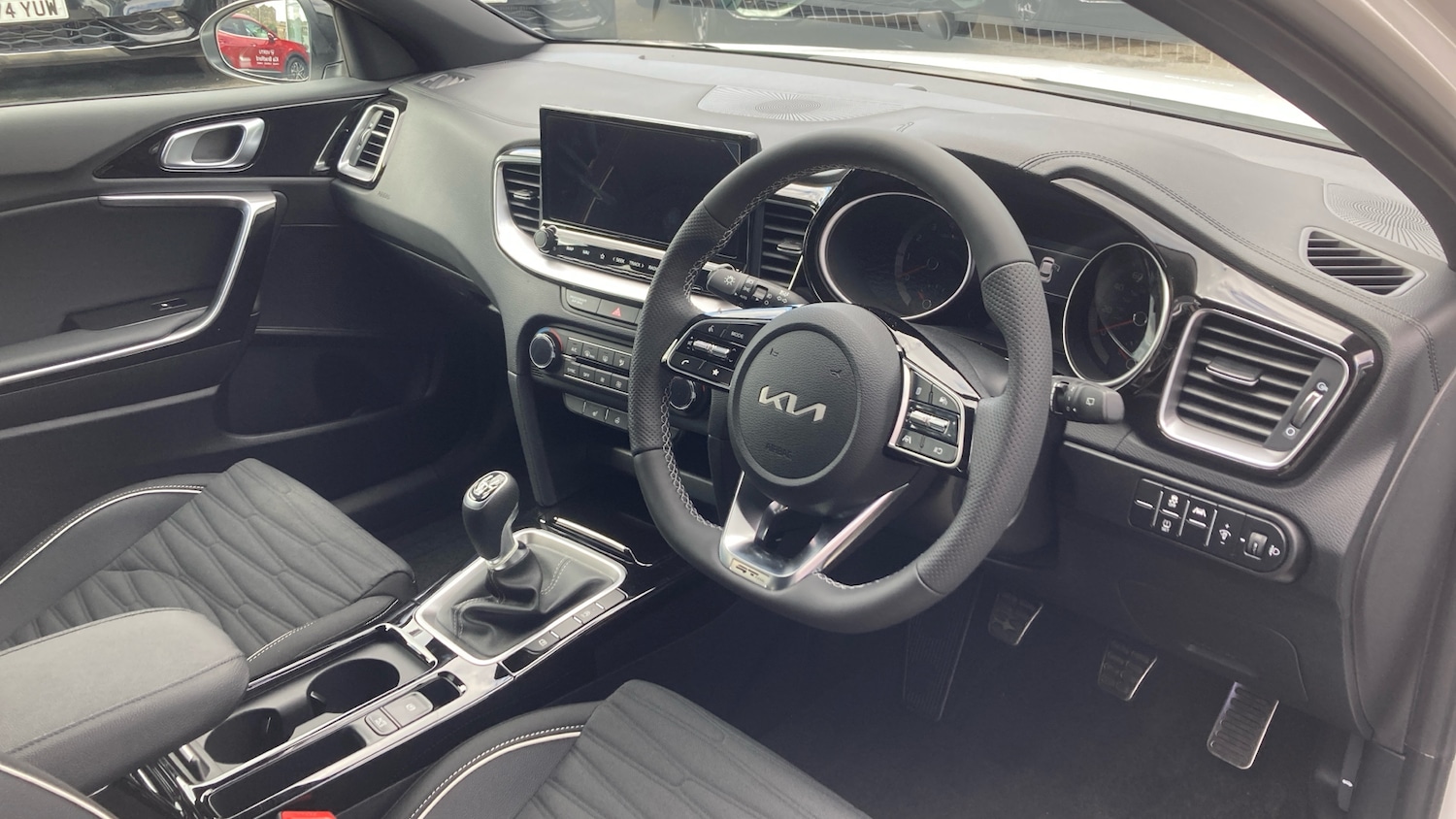 Used Kia XCeed 2025 for sale - 76627784: Photo 11