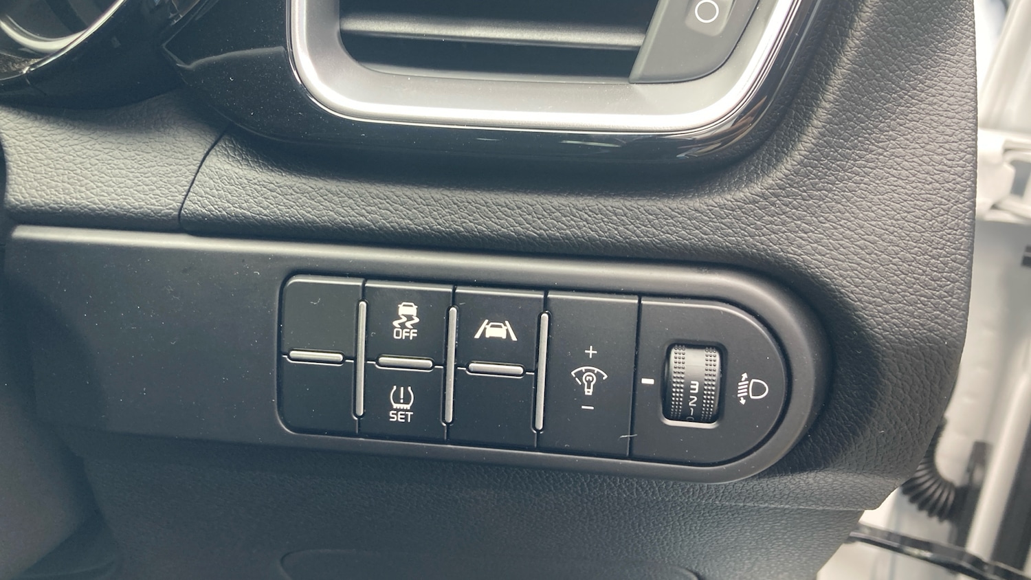 Used Kia XCeed 2025 for sale - 76627784: Photo 23