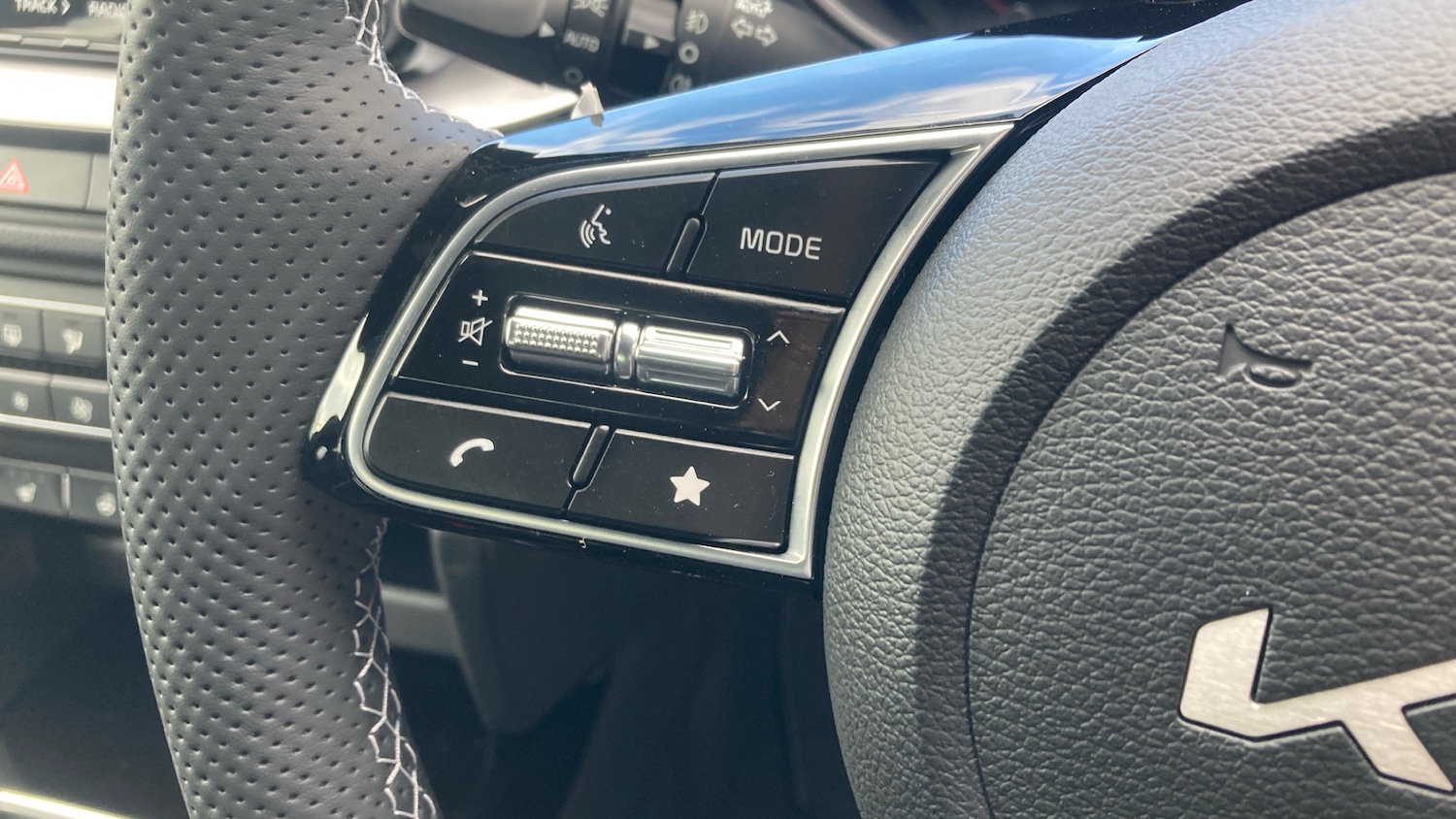 Used Kia XCeed 2025 for sale - 76627784: Photo 25