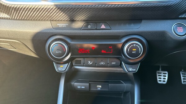 Used Kia Stonic 2025 for sale - 75995660: Photo 26