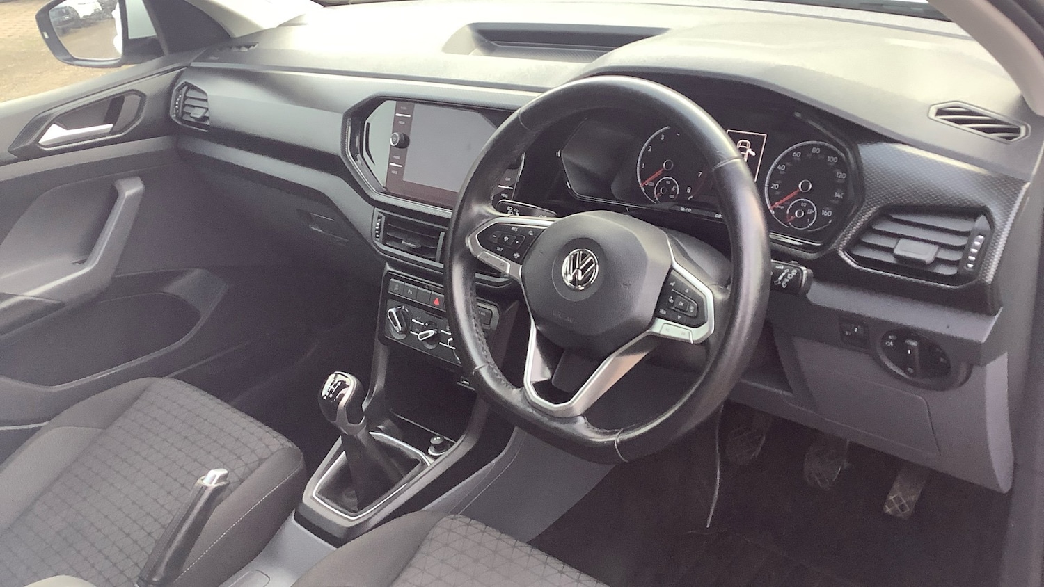 Used Volkswagen T-Cross 2020 for sale - 77258699: Photo 11