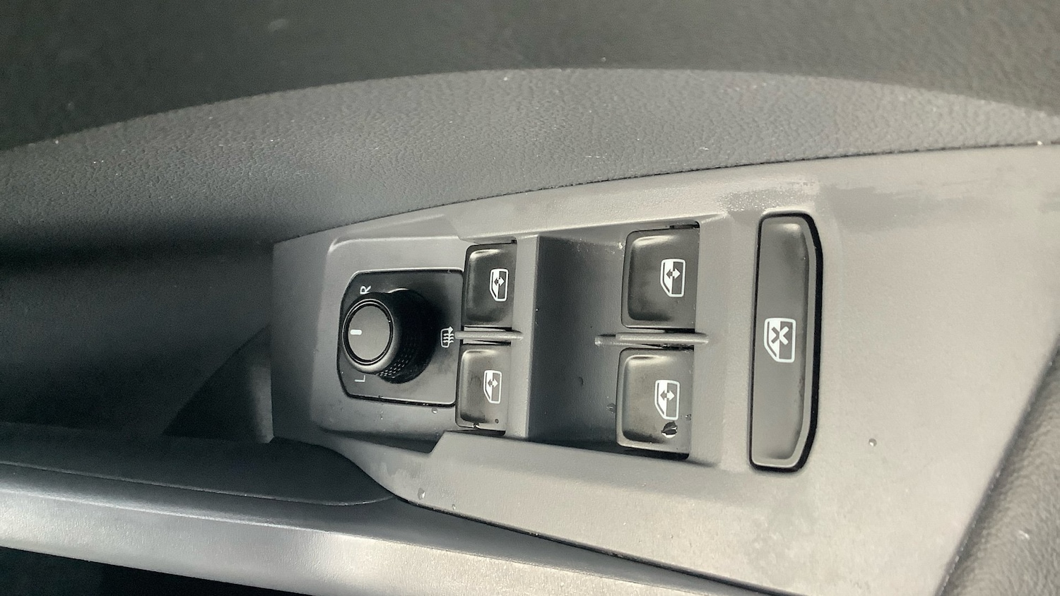 Used Volkswagen T-Cross 2020 for sale - 77258699: Photo 21