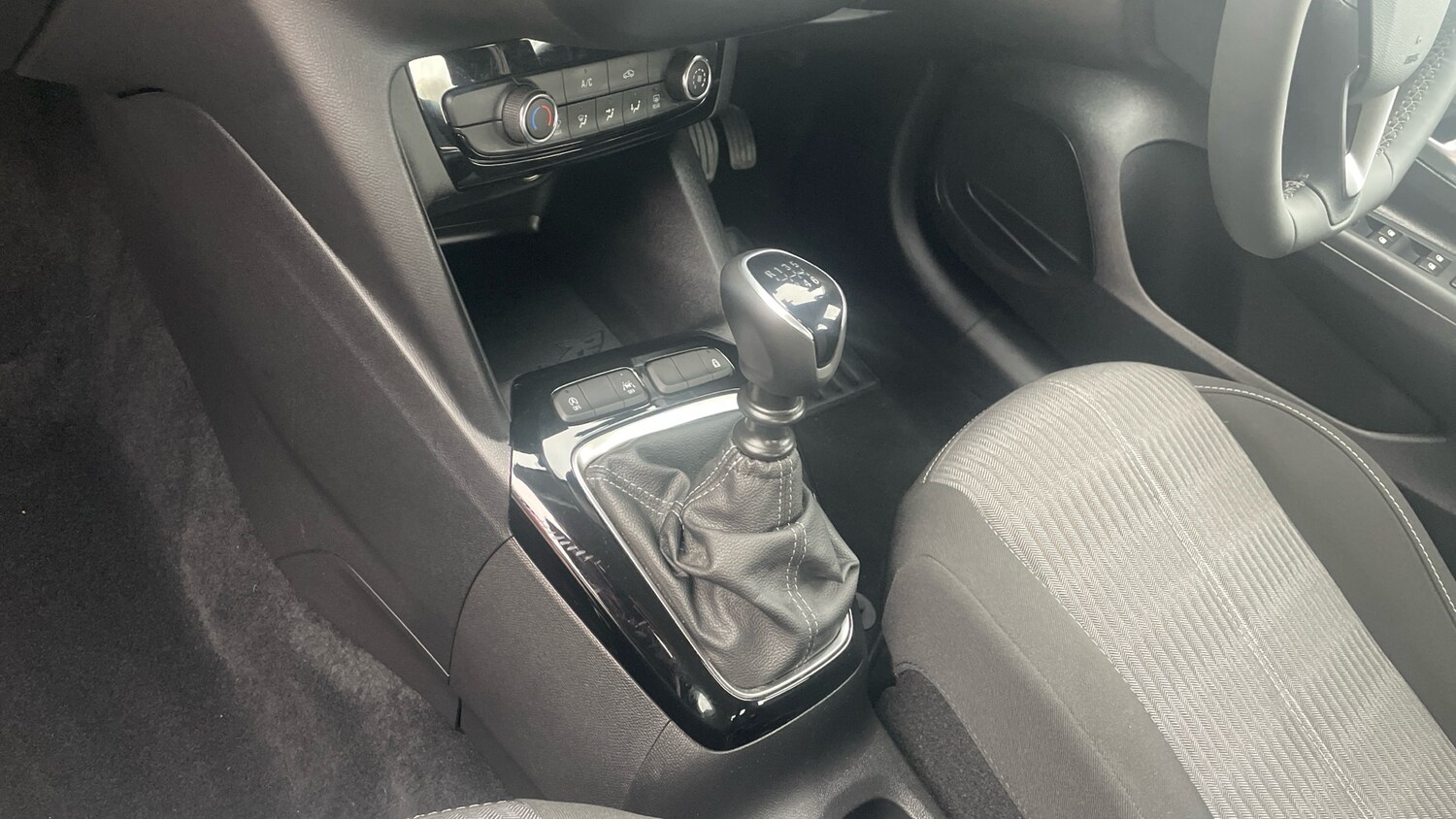 Used Vauxhall Corsa 2023 for sale - 76649917: Photo 13