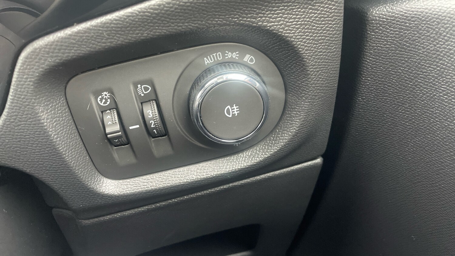 Used Vauxhall Corsa 2023 for sale - 76649917: Photo 27