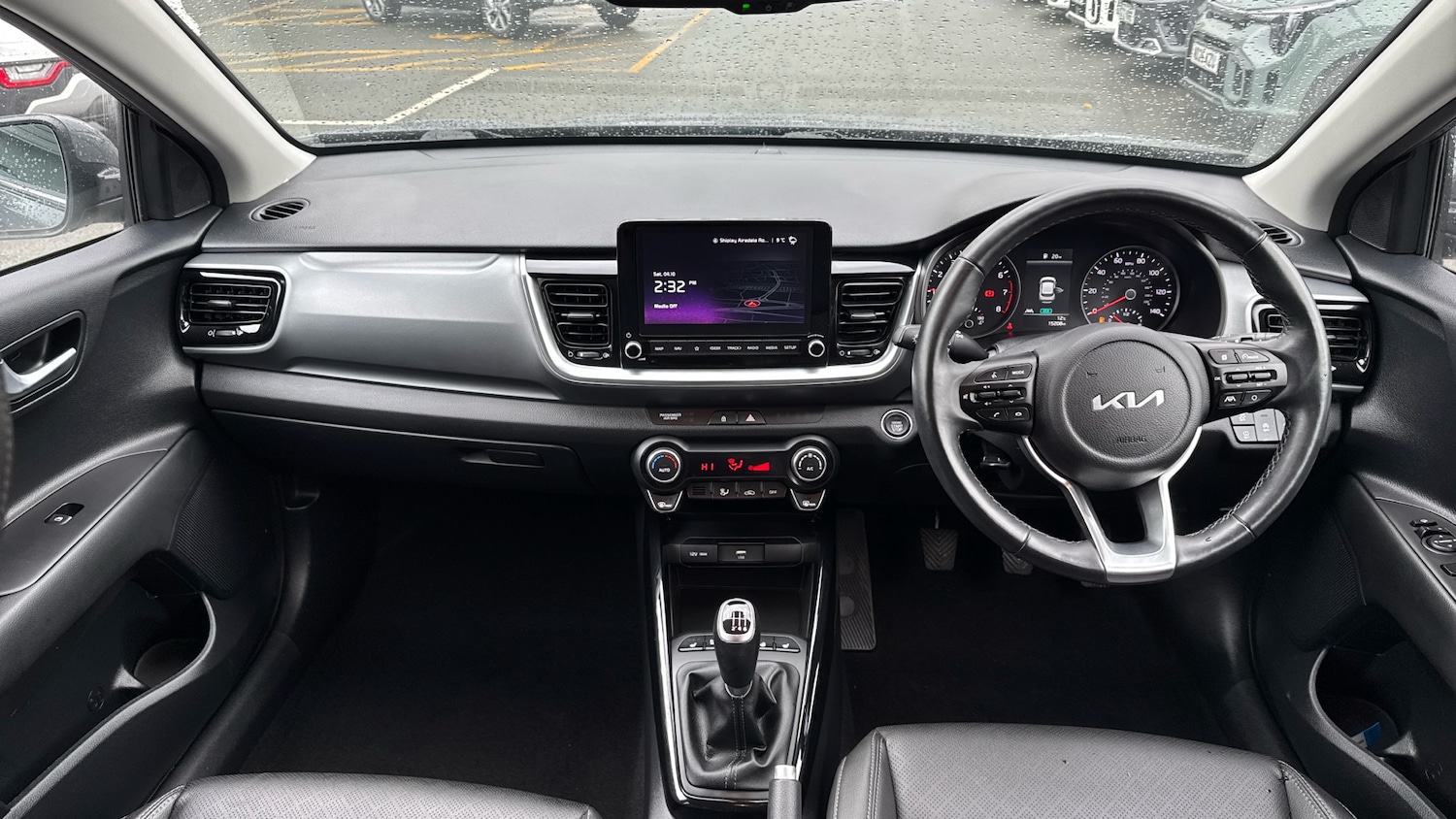 Used Kia Stonic 2023 for sale - 76577040: Photo 10