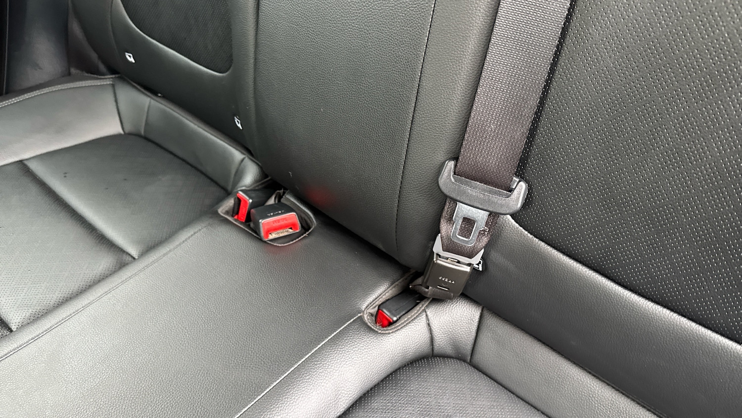 Used Kia Stonic 2023 for sale - 76577040: Photo 17