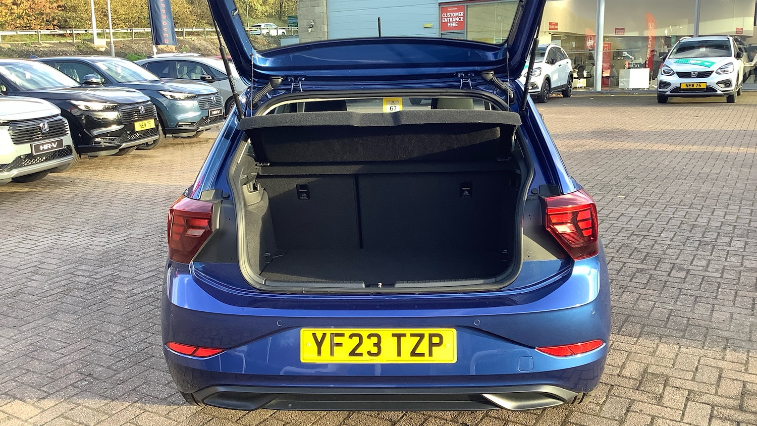 Used Volkswagen Polo 2023 for sale - 76364337: Photo 4