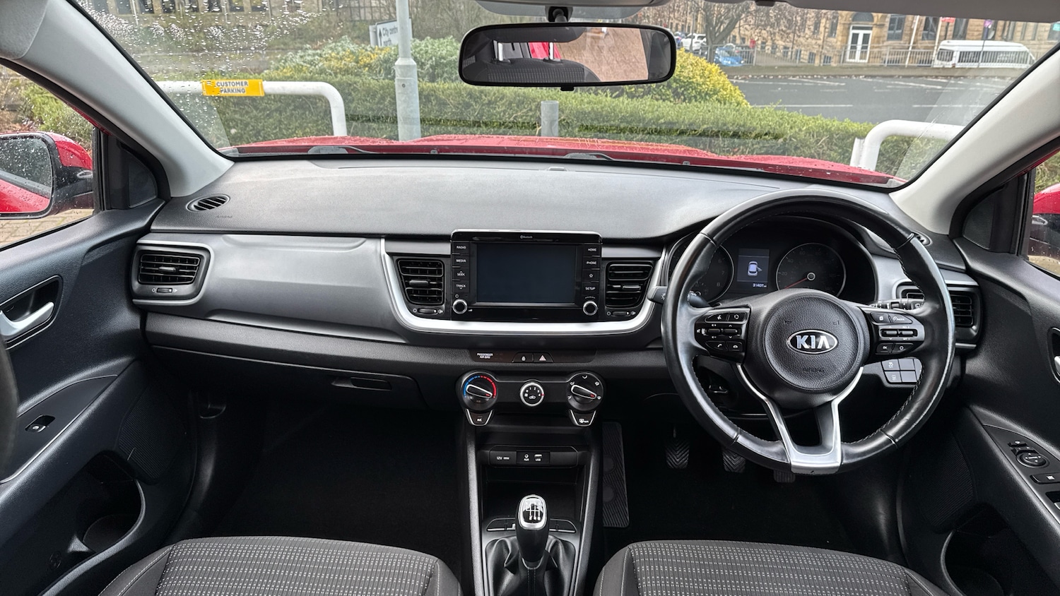 Used Kia Stonic 2019 for sale - 76649915: Photo 10