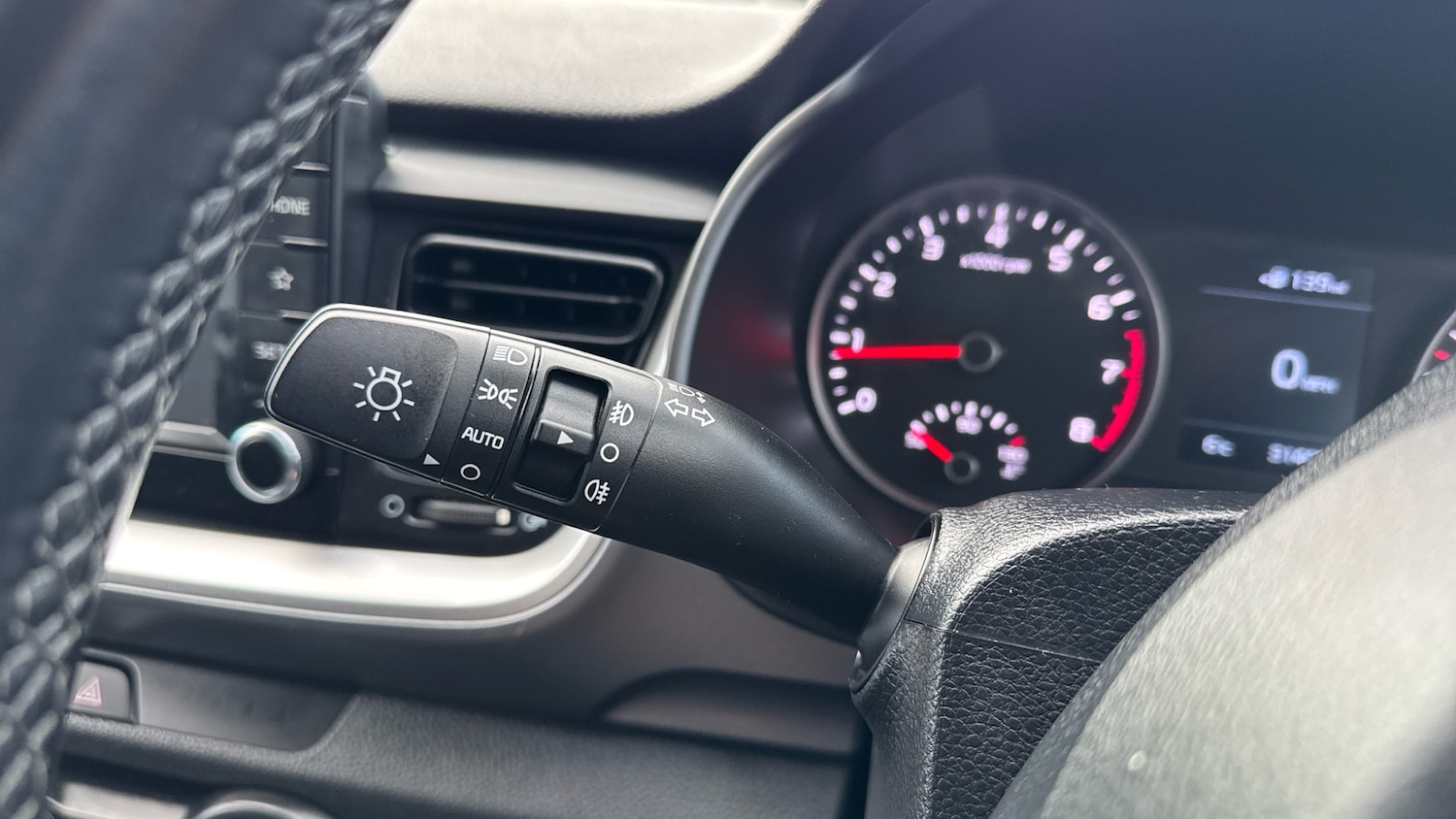 Used Kia Stonic 2019 for sale - 76649915: Photo 27