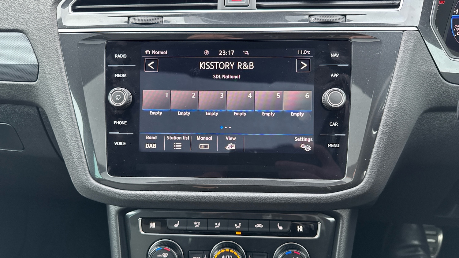 Used Volkswagen Tiguan 2020 for sale - 76919708: Photo 24