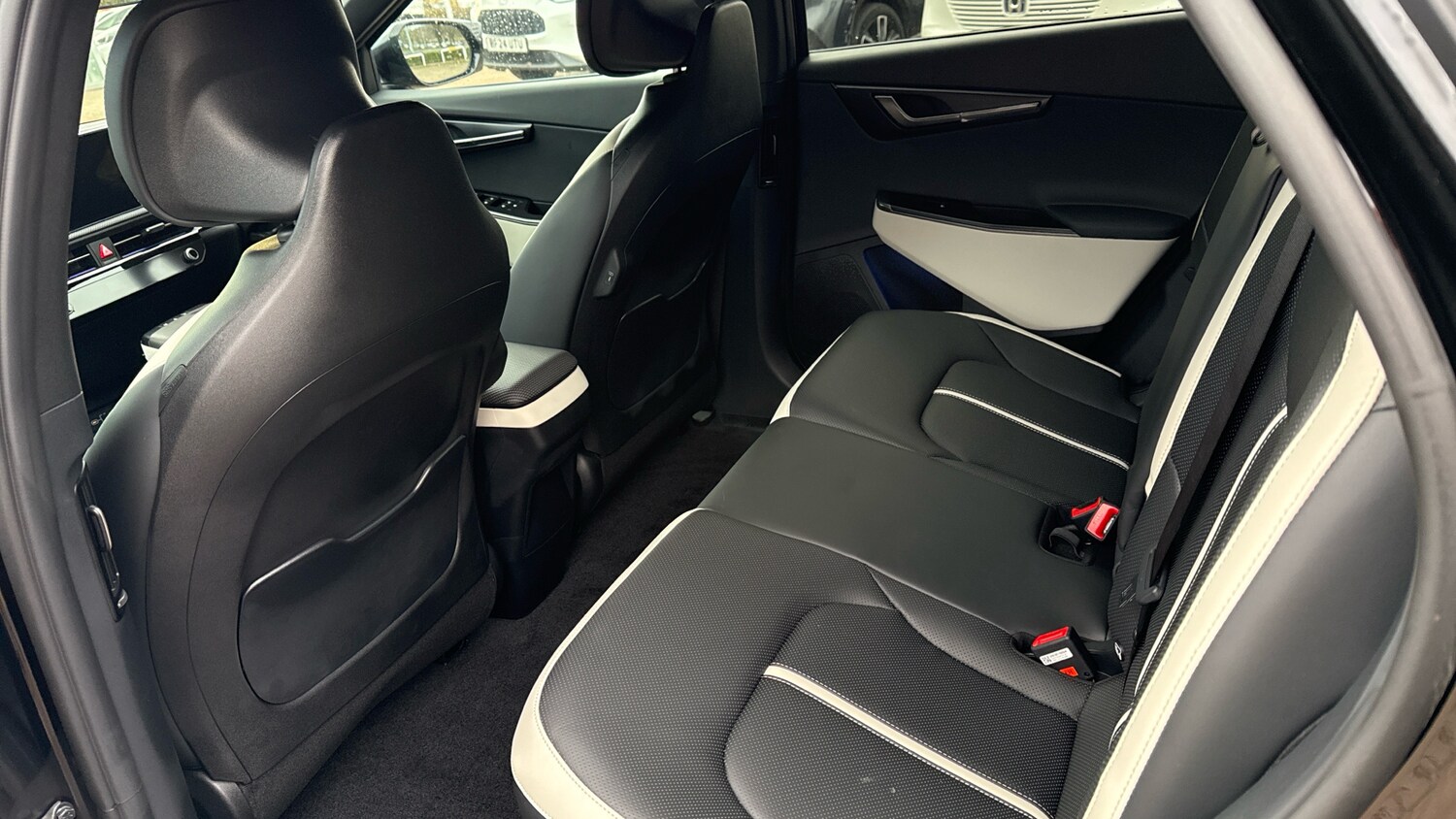 Used Kia EV6 2025 for sale - 76490397: Photo 16