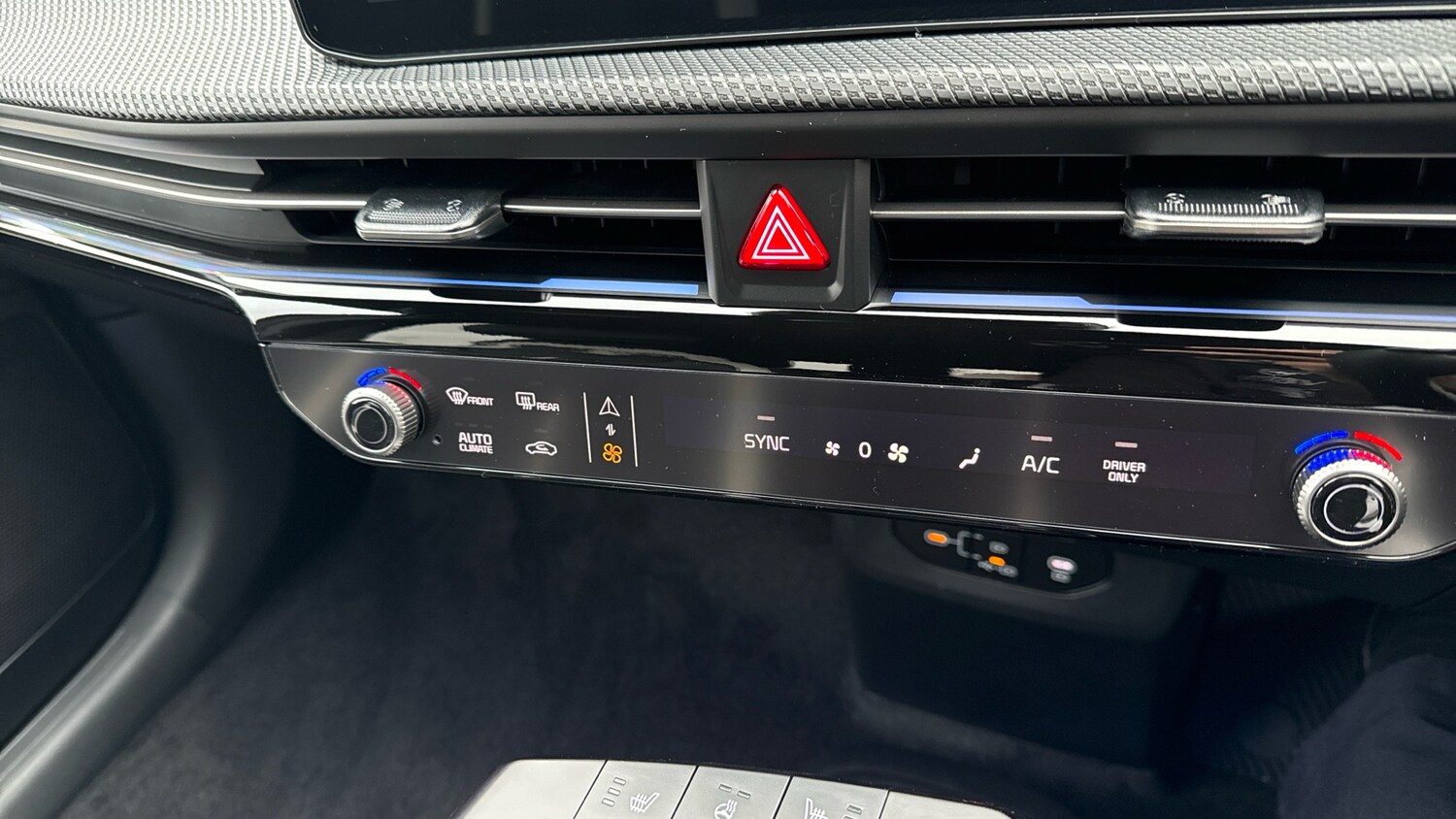 Used Kia EV6 2025 for sale - 76490397: Photo 28