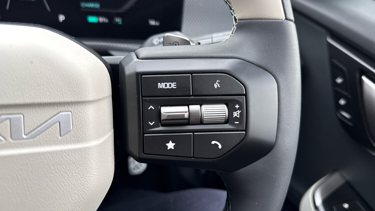 Used Kia EV6 2025 for sale - 76490397: Photo 31