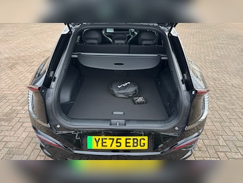 Used Kia EV6 2025 for sale - 76490397: Photo