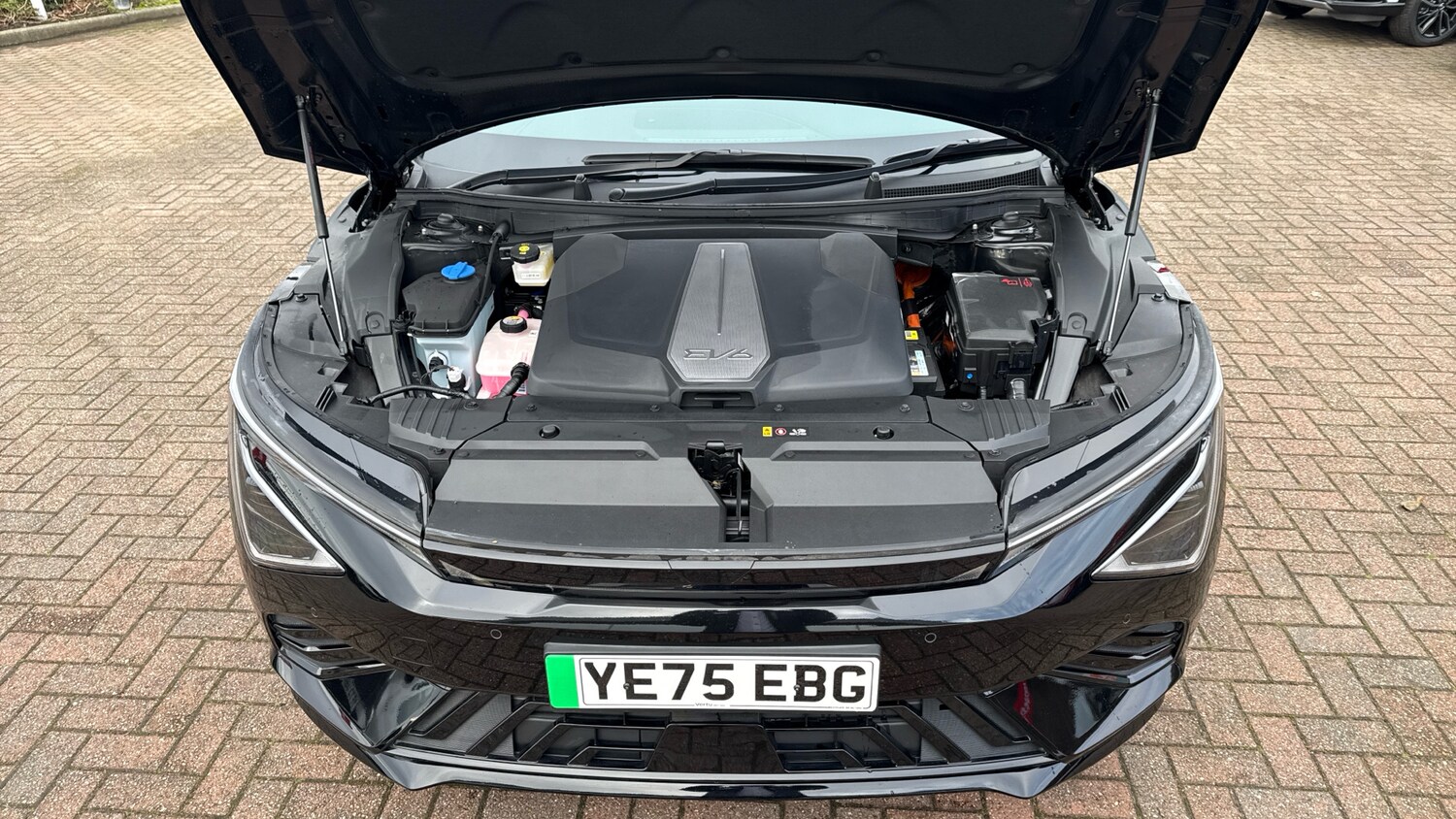 Used Kia EV6 2025 for sale - 76490397: Photo 8