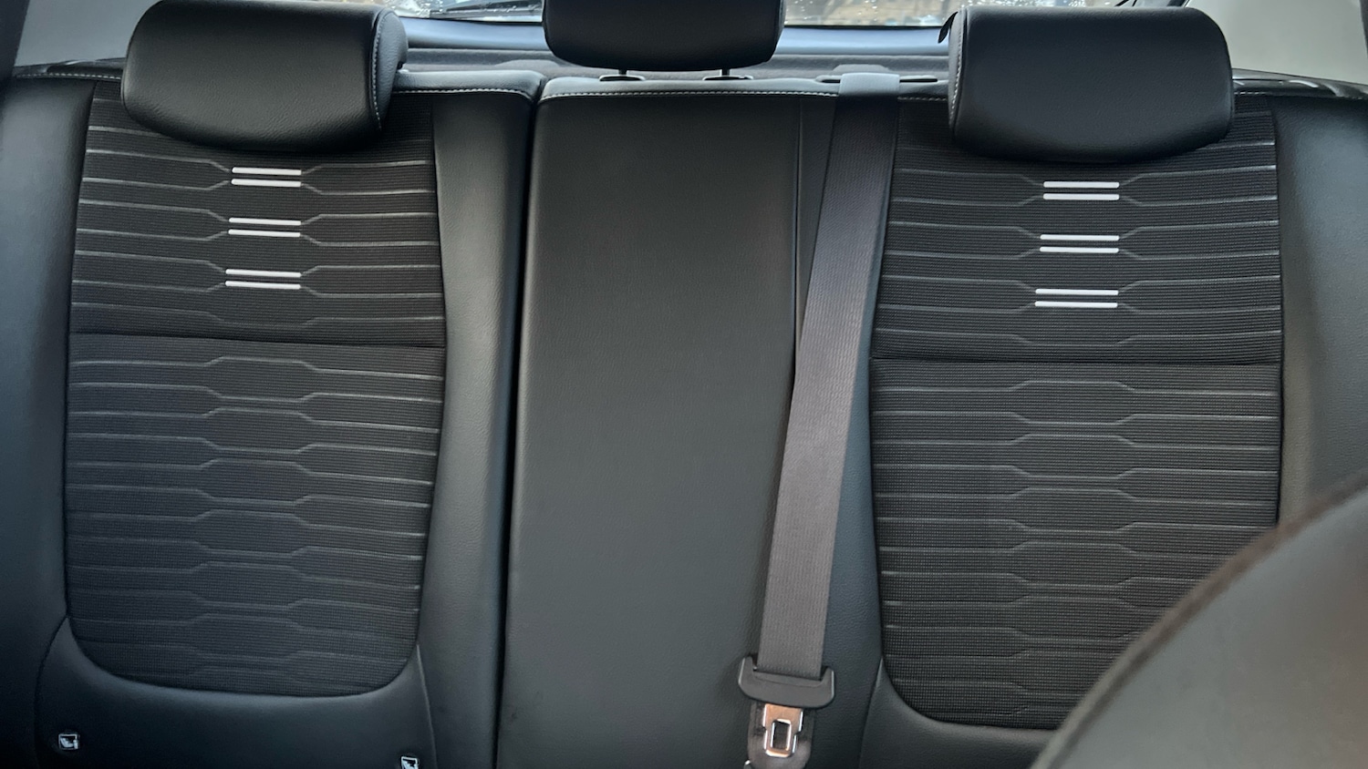 Used Kia Stonic 2024 for sale - 76908477: Photo 15