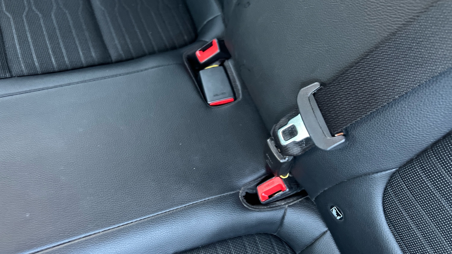 Used Kia Stonic 2024 for sale - 76908477: Photo 17