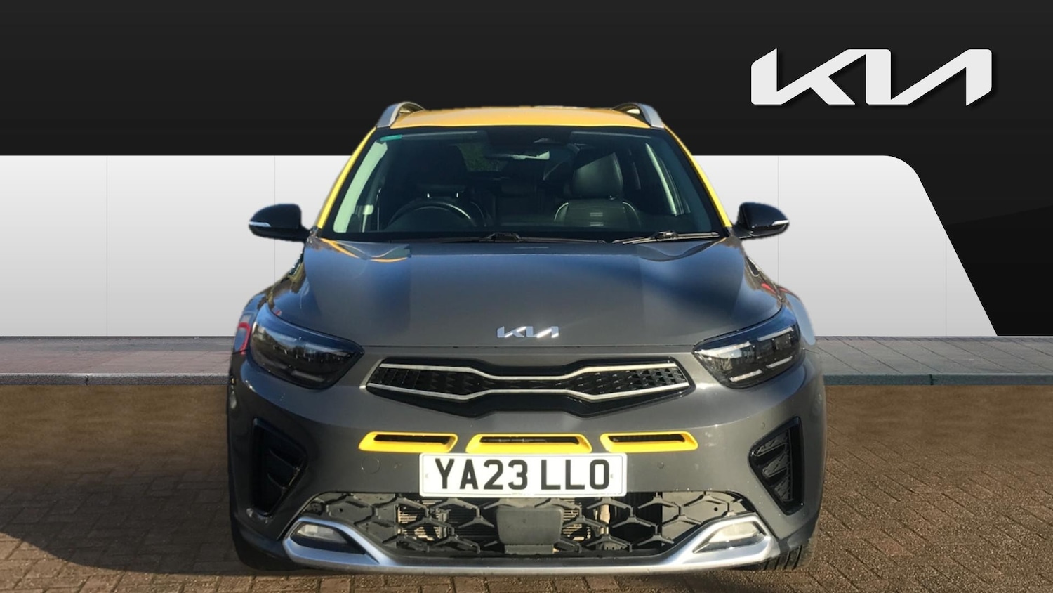 Used Kia Stonic 2023 for sale - 76766806: Photo 3