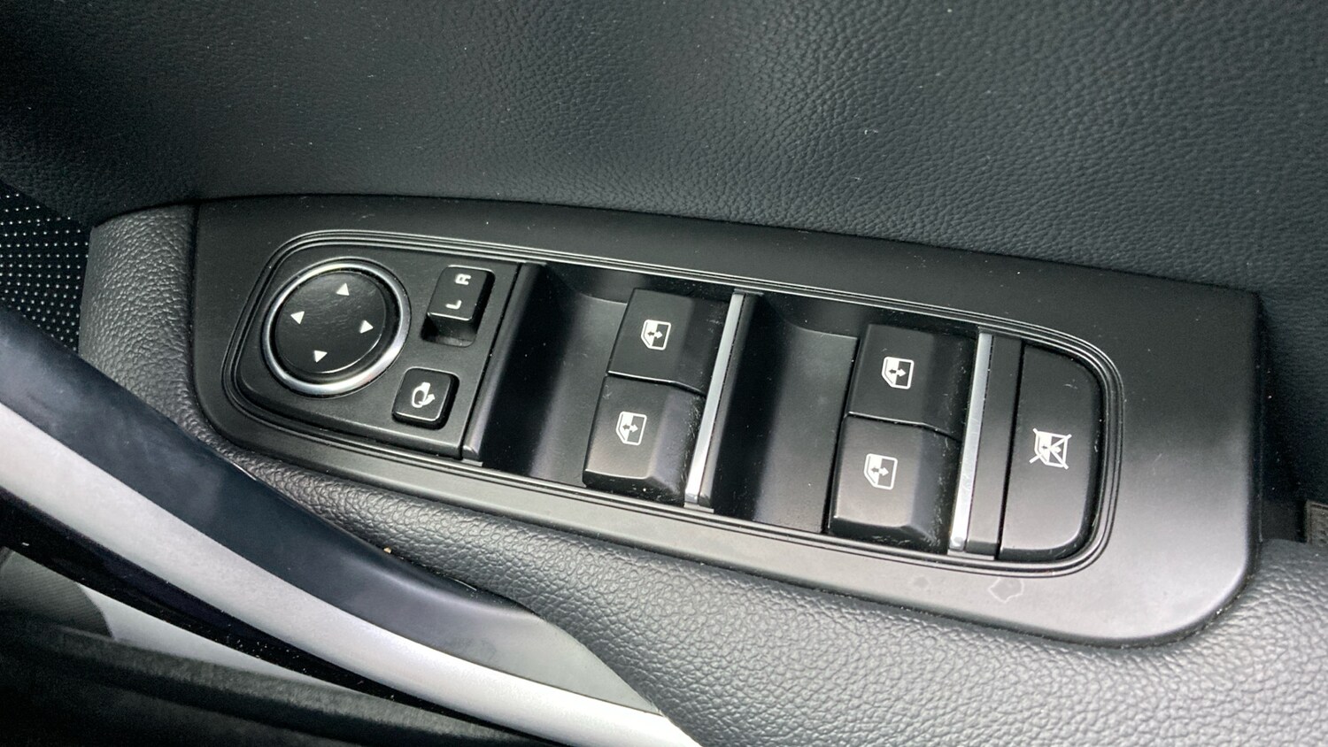 Used Kia XCeed 2022 for sale - 77570564: Photo 25