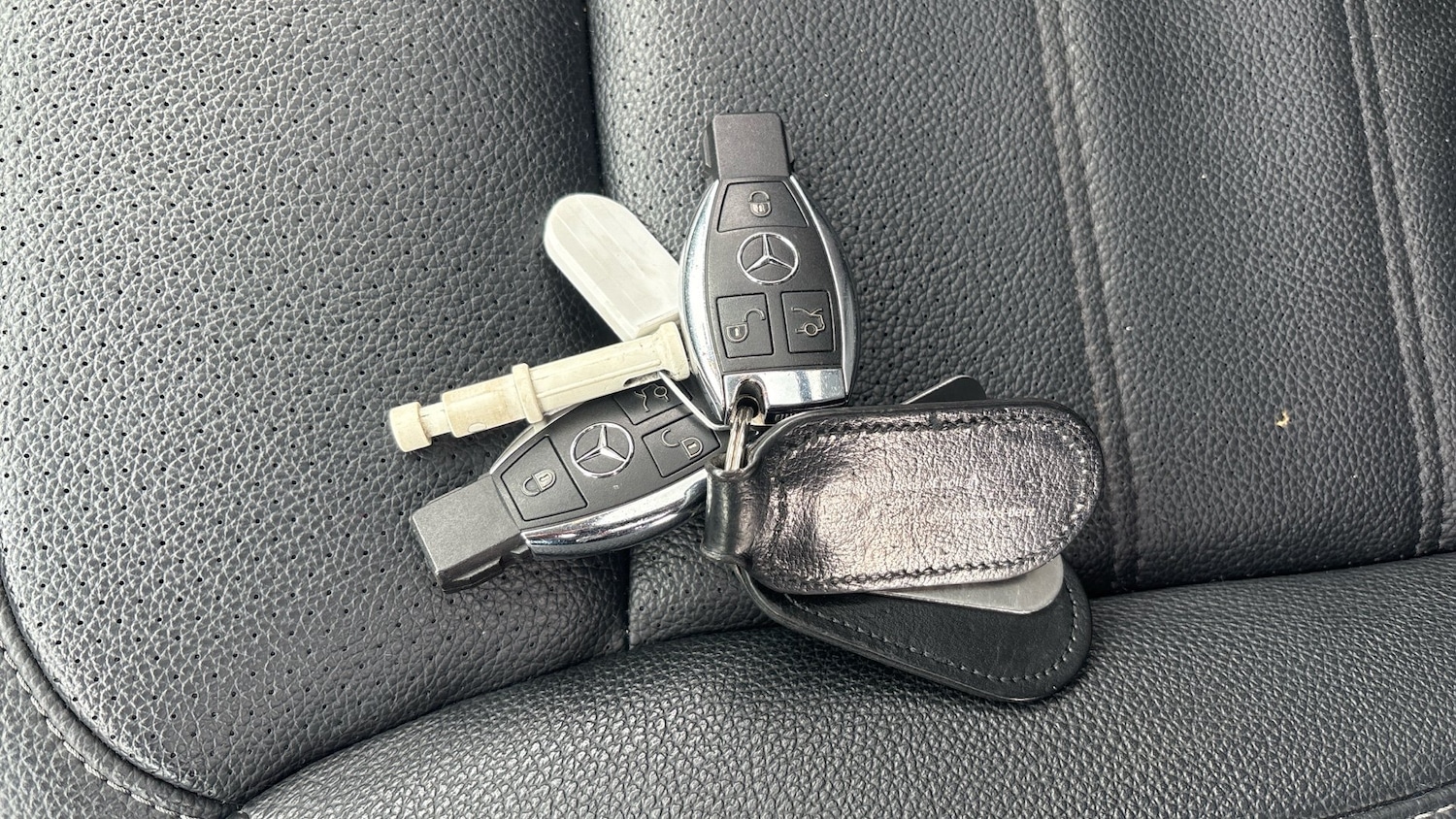 Used Mercedes-Benz GLE 2016 for sale - 76696888: Photo 20